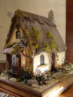 Diy Fairy Door, Clay Fairy House, Fairy House Diy, Door Diy, Cardboard House, Putz Houses, Thatched Cottage, Gnome House, Fairy Garden Houses