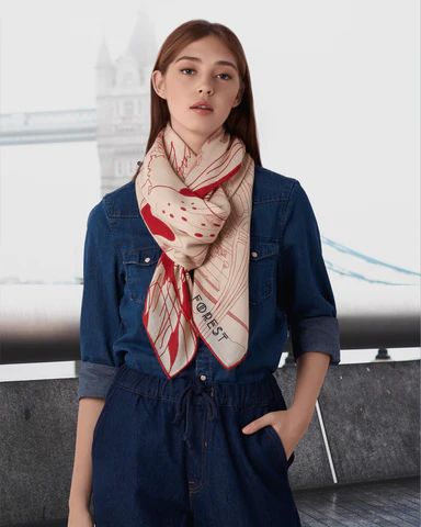 How To Wear A Scarf For Fall 2022? | 7 Scarf Trends for Fall 2022 – Shop At Forest Scarf 2022 Trend, Fall 2022 Scarf, 2022 Scarf Trends, Scarves 2022 Trends, Floral Scarf Outfit, Ways To Change Your Look, Scarf 2022, Scarf Outfit Fall, Silk Scarf Outfit