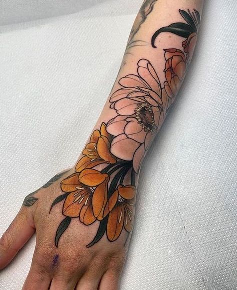 Art Nouveau Floral Tattoo, Art Nouveau Tattoo Flower, Traditional Tattoo Arm, Art Nouveau Tattoo, Floral Tattoo Shoulder, Nouveau Tattoo, Flower Sleeve, Lily Tattoo, Tattoo Flash Art