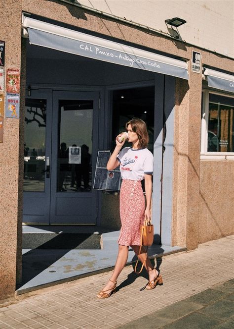 Summer French Style, Parisian Summer, Jeanne Damas, Look Retro, Summer Street, Street Style Trends, Street Style Summer, Cool Ideas, Mode Inspo