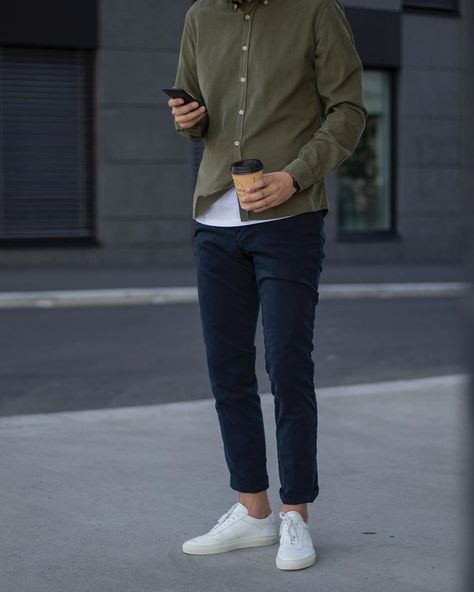 Menswear enthusiast on Instagram: “Olive cord shirt combined with dark navy chinos and white BBalls. Full outfit from @riccovero_man” Navy Chino Outfit Men, Cord Shirt Outfit Mens, Men Chinos Outfit, Navy Shirt Outfit Men, Navy Outfit Men, T Shirt Outfit For Men, Chinos Men Outfit, Polo Outfit Men, Cord Shirt