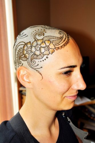 My FIRST Henna crown! by Seema_Khan Head Tattoo Hair, Bald Tattoo, Henna Crown, Scalp Tattoo, Bald Head Women, Henna Body Art, Natural Henna, Bald Women, Face Tattoos