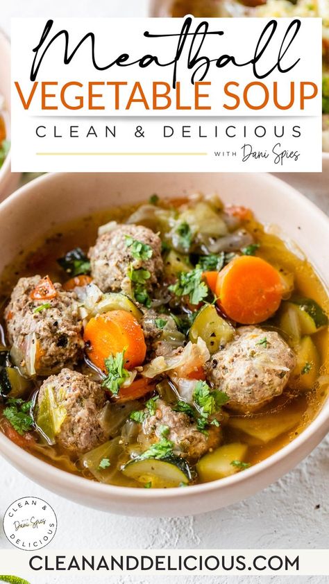 Beef Meatball Soup, Meatball Vegetable Soup, Homemade Beef Meatballs, Soup With Meatballs, Carrots And Zucchini, Soup Cabbage, Healthy Kid Friendly Recipes, Soup With Vegetables, Zucchini Soup Recipes