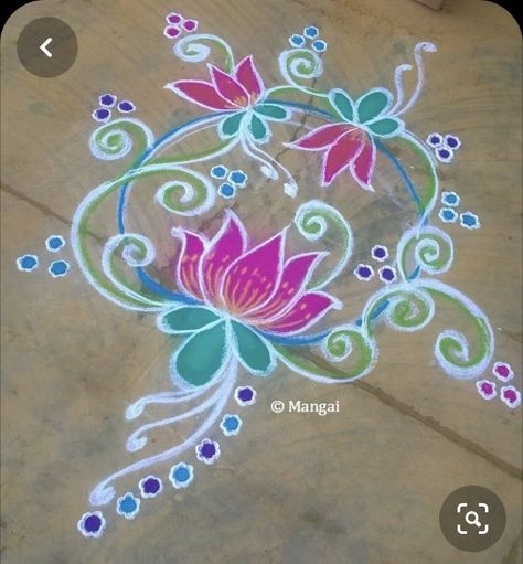 Street Chalk Art, Chalk Photos, Fun Chalk Art, Designs Rangoli, Chalk Ideas, Chalk Design, Colorful Rangoli, Sidewalk Chalk Art, Rangoli Border