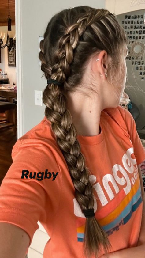 Simple Volleyball Hairstyles, Tennis Hairstyles, Cornrows Ideas, Sunkissed Hair, Cute Volleyball Hairstyles, Cute Sporty Hairstyles, Soccer Hairstyles, Volleyball Hair, Soccer Hair