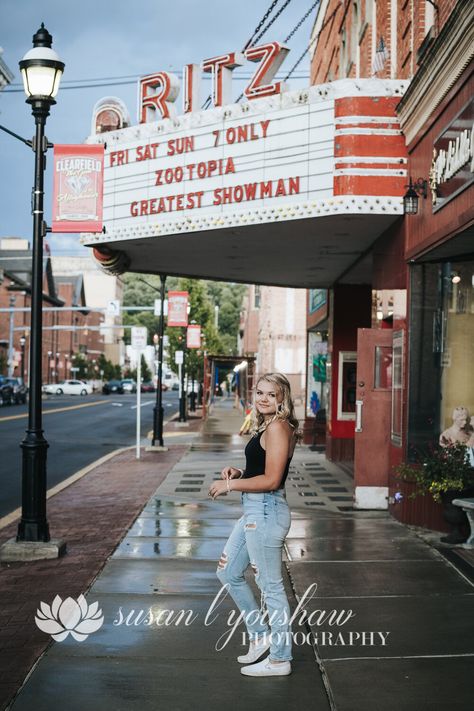 creative senior photos, urban senior photos, downtown senior photos, old movie theatre, vintage movie theatre senior photos, senior photo ideas, senior photo poses, senior photo inspo Old Theater Photoshoot, Movie Theater Photo Shoot, Old School Senior Pictures, Movie Theater Senior Pictures, Old Movie Theater Photoshoot, Musical Theatre Senior Pictures, Fun Senior Photo Ideas, Theater Senior Photos, Senior Photos Theatre