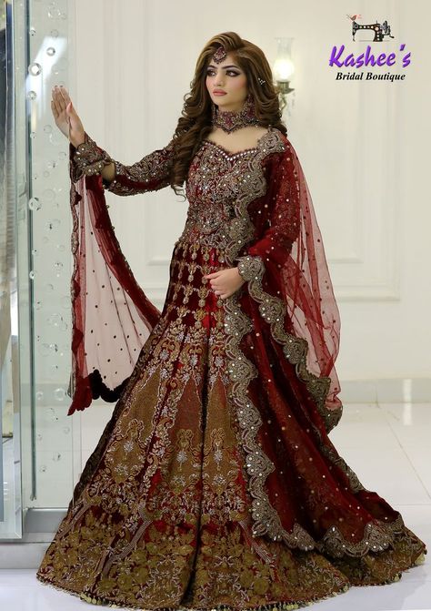 www.instagram.com/kashees_jewelleryofficial.com Kashee Bridal, Kashee's Bridal Dresses, Walima Dress, Red Bridal Dress, Latest Bridal Dresses, Wedding Design Decoration, Bridal Lehenga Red, Bridal Pictures, Pakistani Bridal Dresses