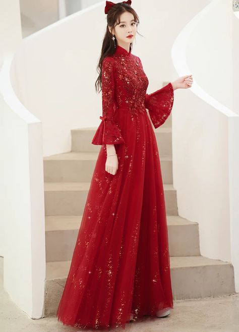 Custom Chinese wedding dress Qipao Wedding Dress, Chinese Style Wedding Dress, Qipao Gown, Modern Chinese Wedding Dress, Red Cheongsam Dress, Red Chinese Wedding Dress, Cheongsam Wedding Dress, Feminine Aura, Modern Chinese Wedding