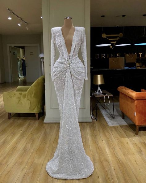 Valdrin Sahiti, White Mermaid, White Evening Dress, Design Moda, Prom Dresses Modest, Long Sleeve Evening Dresses, Mermaid Evening Dresses, Mermaid Fashion, Classy Dress