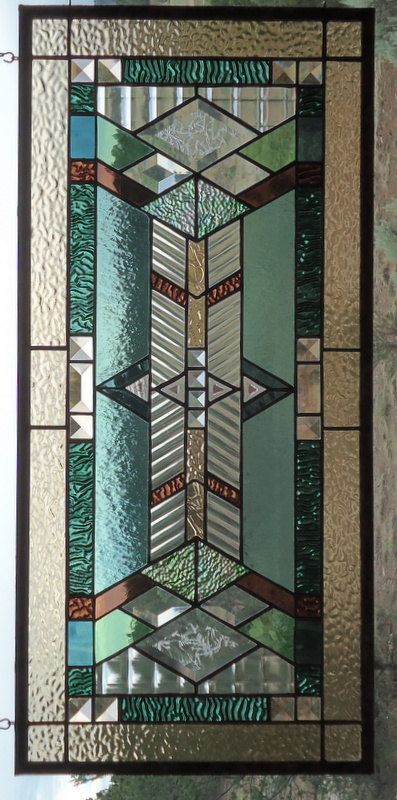 Frank Lloyd Wright Stained Glass Pattern Window Panels, Geometric Stained Glass Designs, Light Ensuite, Dt Lamp, Art Deco Stained Glass Patterns, Frank Lloyd Wright Stained Glass Pattern, Modern Stained Glass Windows, Stairwell Window, Craftsman Windows