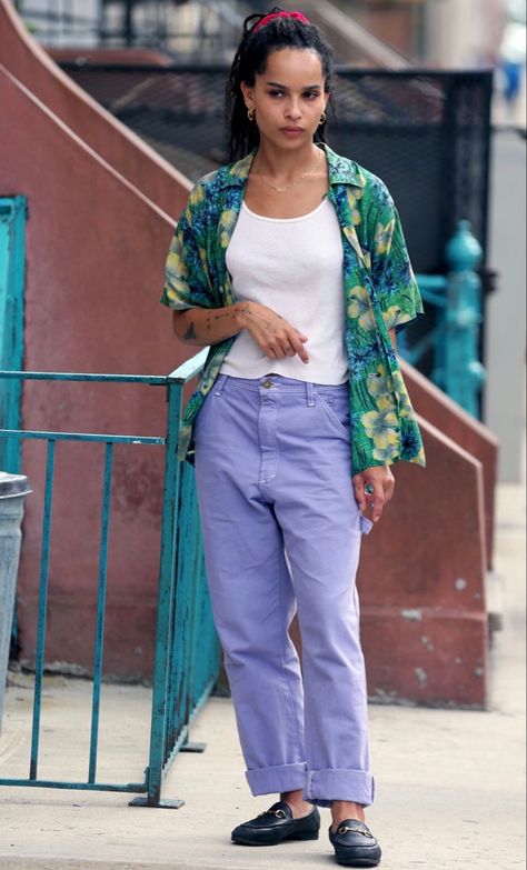 Zoë Kravitz as Rob in High Fidelity • Vintage Stan Ray - Purple relaxed fit trousers Rob Zoe Kravitz, Rob Outfit High Fidelity, Rob Brooks High Fidelity Outfits, Robin High Fidelity, Robin High Fidelity Outfits, Rob High Fidelity Style, High Fedility Zoe Outfits, High Fidelity Style, Rob High Fidelity Outfits