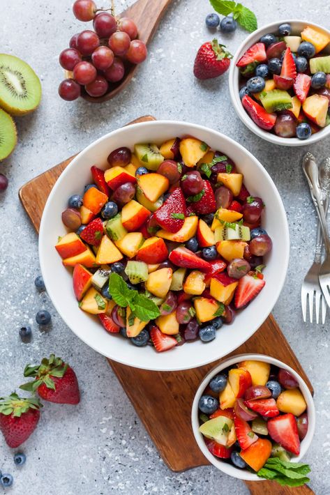 Summer Fruit Salad Sims 4 Recipes, Tropical Fruit Salad Recipe, Summer Fruit Salad Recipe, Summer Fruit Salad, Tropical Fruit Salad, Cold Salads, Summer Salads With Fruit, Fruit Salad Recipe, Cold Salad