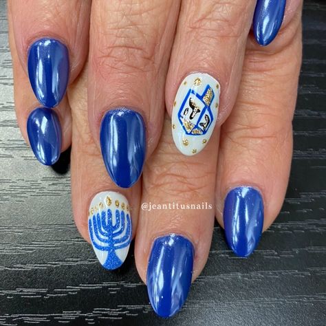 Hanukkah Nails | Menorah Nails - Dreidel Nails Nail Art Designs For Hanukkah, Hanukkah Nail Art, Channukah Nails, Hanukkah Nails Designs, Chanukah Nails, Hanukkah Nails, Hanukkah Crafts, Christmas Idea, Gel Nail Designs