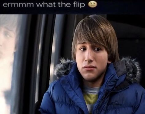 Fred Figglehorn Pfp, Fred Figglehorn, Family Guy Funny Moments, Silly Photos, Blue Anime, Frank Iero, Insta Posts, My Dad, Daughter Love