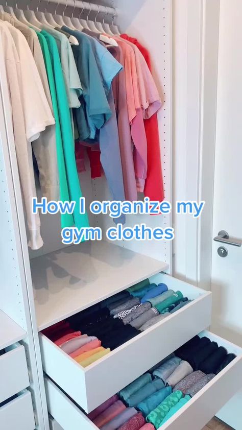 Storage For Gym Clothes, Active Wear Closet Organization, Gym Clothes Storage Ideas, Gym Cloths Storage, Storing Gym Clothes, Workout Clothes Closet, Gym Closet Ideas, Sports Bras Organization, Athletic Clothes Organization