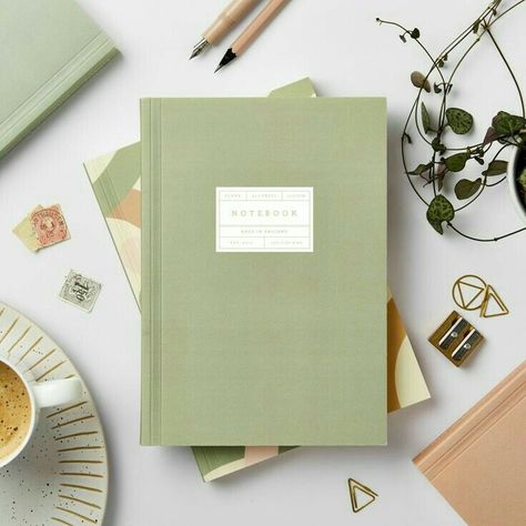 Notebook Mockup, Book Flatlay, Notebook Cover Design, Softcover Notebook, Luxury Stationery, Flat Lay Photography, Cute Notebooks, Blogger Tips, Diy Stationery