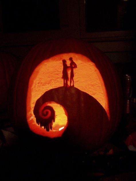 Sally Pumpkin Carving, Jack And Sally Pumpkin, Sally Pumpkin, Halloween Pumpkins Carvings Designs, Pumpkin Carve, Nightmare Before Christmas Pumpkin, Creative Pumpkin Painting, Cute Pumpkin Carving, Pumpkin Patterns