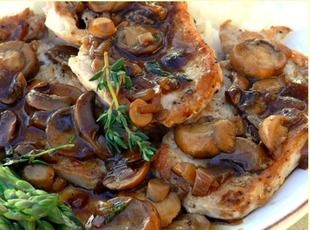 Pork Chop Marsala Pork Chops Marsala, Pork Marsala, Roast Pork Chops, Marsala Recipe, Pork Ham, Boneless Pork Chops, Pork Chop, Pork Chop Recipes, Pork Dishes