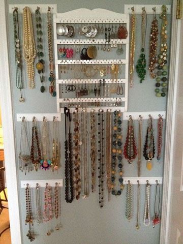 Jewerly Organizer, Simple Home Decoration, Jewelry Organizer Wall, Jewelry Wall, Jewelry Holders, Jewelry Hanger, Jewelry Organizer Diy, Necklace Holder, Jewellery Storage