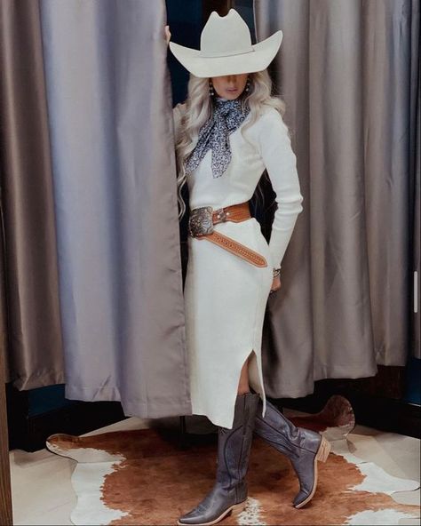 Dressed Up Western Outfits Women, Outfits For Nfr Vegas, Formal Cowgirl Outfits Classy, Western Luxury Fashion, February Work Outfits For Women, Western Sweater Dress Outfits, Dressy Western Outfits Women Stylish, Upscale Country Outfit, Western Gala Outfit Womens Fashion