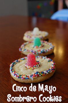 Sombrero Cookies, Mexican Fiesta Party, Edible Crafts, Queso Dip, 5 De Mayo, Dump A Day, Mexican Party, Fiesta Party, Holiday Food