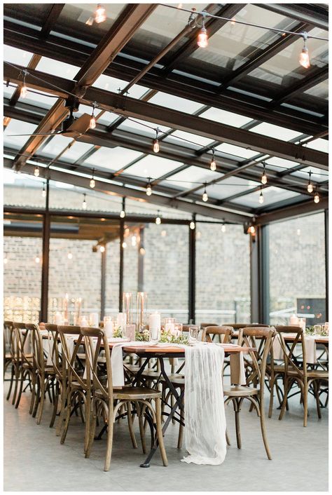 romantic rooftop wedding at morgan's on fulton — Photography by Lauryn Rooftop Wedding Decor, Rooftop Chicago, Rooftop Wedding Venue, Garden Theme Wedding, Romantic Dream, Candlelit Dinner, Chicago Wedding Venues, Rooftop Patio, Beach Wedding Inspiration