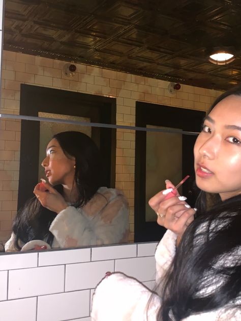 Applying lip gloss picture in the mirror reflection inspiration for instagram Applying Lip Gloss, Applying Lipstick, Reflection Pictures, Mirror Picture, Mirror Reflection, Mirror Pic, Photo Inspo, The Mirror, Lip Gloss