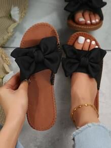 Black Slippers Flats, Stylish Flat Shoes, Women Casual Flats, Women Flat Sandals, Summer Sandals Flat, Wide Fit Sandals, Elegant Flats, Black Slippers, Women Slides