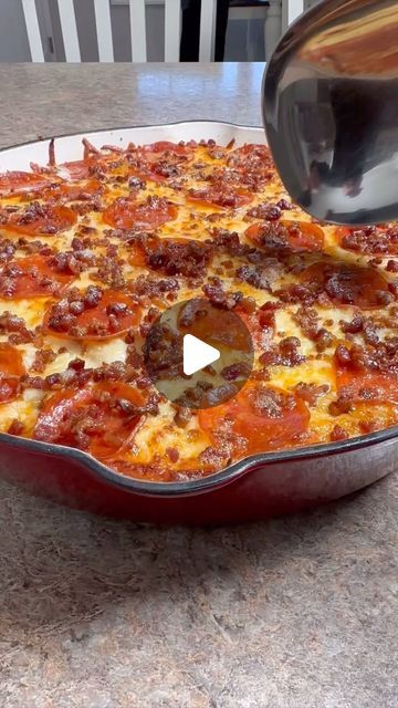 Pepperbellypete on Instagram: "Supreme Pizza Pasta. Video Inspired by Katie Cross. It looked so good I had to try it. #cooking #pizza #pasta #recipe #dinner #fyp" Supreme Pizza Pasta, Pizza Treats, Casserole Pizza, Pepperoni Dip, Pizza Pasta Recipe, Pizza Pasta Bake, Supreme Pizza, Cooking Pizza, Pizza Casserole