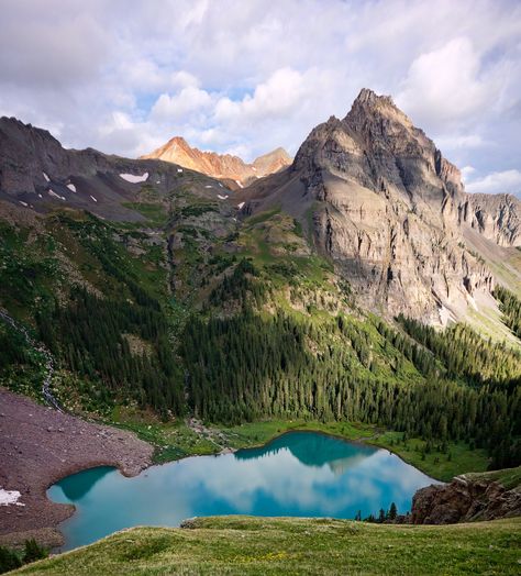 The 11 Most Beautiful Lake Hikes in Colorado | Happiest Outdoors Colorado Lakes, Ice Lake, Colorado Adventures, San Juan Mountains, Colorado Vacation, Colorado Hiking, Colorado Travel, Blue Lake, Estes Park