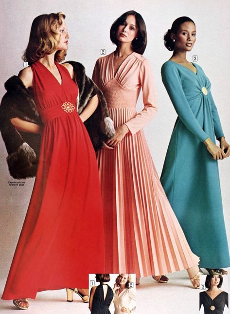 1974 Fashion, 70s Prom Dress, Chic Party Dress, 70s Prom, Boho Chic Party, Seventies Fashion, 20th Century Fashion, Century Clothing, Chic Party