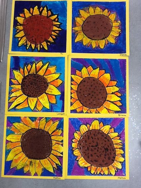 WHAT'S HAPPENING IN THE ART ROOM??: 3rd Grade Sunflowers Sunflower Art Project, Square 1 Art, November Art, 3rd Grade Art Lesson, Art Elementary, Teaching Displays, Third Grade Art, September Art, Kindergarten Art Projects