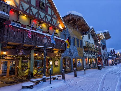 5 Remarkable Reasons to Avoid Leavenworth, Washington - Drivin' & Vibin' Leavenworth Washington, Alpine Village, Forest Scenery, Street Performance, Plan A Trip, Ice Sculptures, Traditional Music, Free Camping, Mountain Town