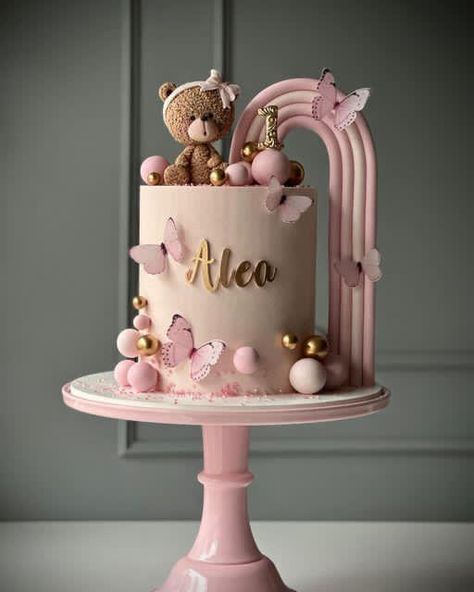 Mila Birthday Cake, Aqiqah Cake Ideas, Girl Babyshower Cake, Baby Birthday Cake Design, Tort Baby Shower Girl, Elegant Baby Shower Cakes, Pink Bear Cake, Baby One Year Birthday, Teddy Birthday Cake