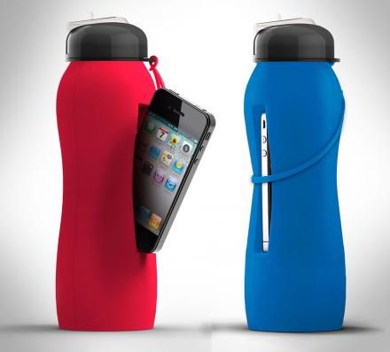 Beat Bottle Is a Water Bottle That Holds Your Phone Bike Accessories Gadgets, Unique Water Bottle, Cycling Water Bottle, Foldable Water Bottle, Hidden Spaces, Collapsible Water Bottle, Travel Water Bottle, Silicone Bottle, Bottom Of The Bottle