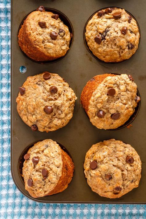 Chocolate Chip Banana Oatmeal Muffins - Bake. Eat. Repeat. Oatmeal Muffin, Bars Dessert, Oatmeal Muffin Recipes, Banana Oatmeal Muffins, Banana Oat Muffins, Banana Muffin Recipe, Cookies Bars, Chocolate Chip Banana, Oatmeal Muffins