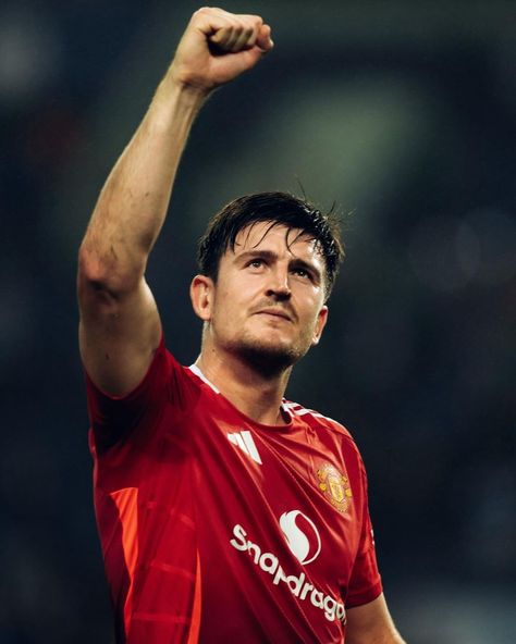 Harry Maguire, Manchester United Fans, Football Stuff, Man United, Manchester United, Manchester, Soccer, Football, The Unit