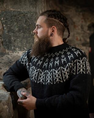 Katalog 2127 - Viking Garn Norwegian Knitting Designs, Mens Knit Sweater Pattern, Stranded Knitting Patterns, Fair Isle Pullover, Viking Pattern, Knitted Christmas Jumpers, Norwegian Knitting, Mens Knit Sweater, Crochet Men