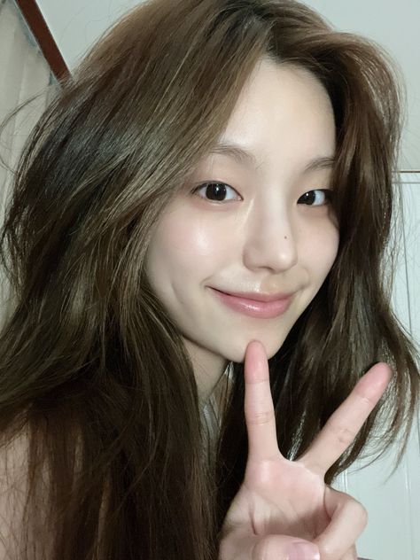 Korean Face, Pretty Angel, Itzy Yeji, Bare Face, No Makeup, Without Makeup, Aesthetic Collage, Girls Makeup, Pretty Makeup