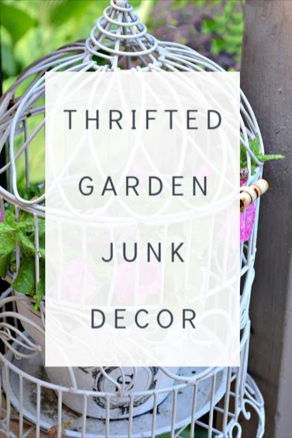 Decorate Bird Cage, Decorating With Terra Cotta Pots, Garden Displays Ideas Creative, Unique Garden Design, Thrifted Garden Decor, Unique Garden Planters, Repurposed Junk Upcycling Diy Ideas, Diy Vintage Garden Décor, Upcycled Garden Art