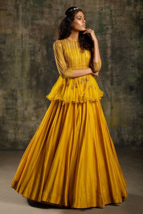 Outfit For Haldi Function, Yellow Dress For Haldi Function, Dress For Haldi Function, Haldi Function Dress, Haldi Ceremony Outfit, Haldi Dress, Ethereal Elegance, Haldi Outfits, Haldi Outfit