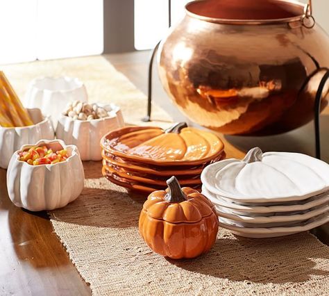 Pumpkin Shape Salad Plate, Set of 4 Pottery Barn Pumpkin, Pumpkin Snack, Pumpkin Bowls, Fall Dishes, Snack Bowl, Autumn Decorating, Snack Bowls, Halloween Table, Fall Table