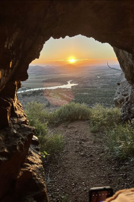 Hiking In Oklahoma, Oklahoma Aesthetic, American Plains, Oklahoma Travel, Pretty Vibes, Leaves Changing Color, Goal Board, Travel Oklahoma, Mountain Trail