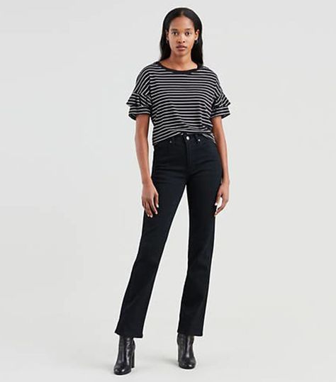 Levi's 724 High Rise Straight Jeans Levis 724, High Rise Straight Jeans, Black Levis, Moda Jeans, Loose Jeans, Tapered Pants, Slim Straight Jeans, Jeans Black, Comfy Outfits