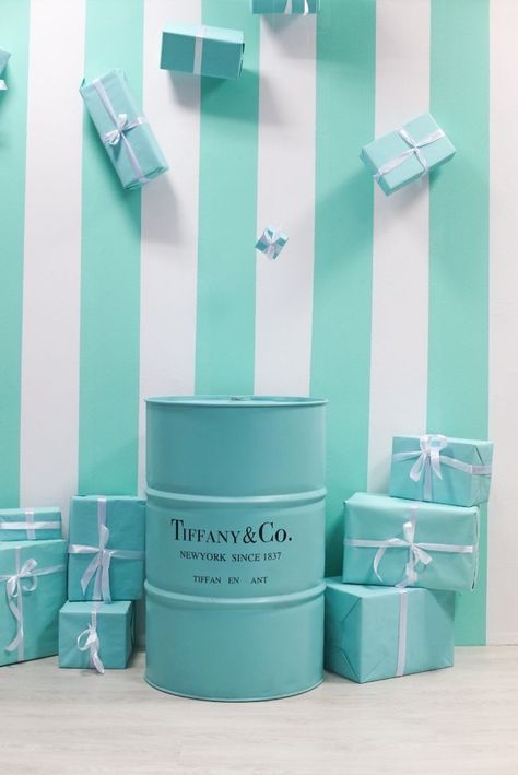 Tiffany Blue Party Decorations, Tiffany Decor, Tiffanys Decor, Tiffany Blue Rooms, Tiffany N Co, Tiffany Theme Party, Baddie Pics, Tiffany Blue Party, Brand Party