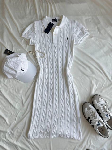 Preppy Chic Outfits, Playful Aesthetic, Crochet Plush, Fashion Top Outfits, Old Money Outfits, Outfit Mujer, Tennis Fashion, Girl Fits, Ralph Lauren Outfits