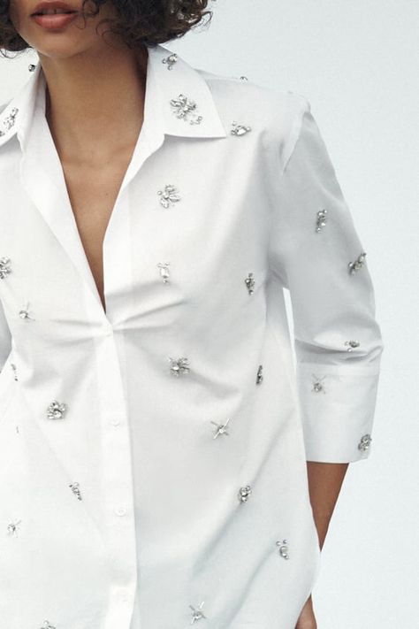 Poplin Shirt Outfit, Fancy Shirt, Embellished Denim Jacket, Embellished Shirt, Johnny Collar, Beautiful Pakistani Dresses, Dress Design Patterns, White Shirts Women, Embellished Denim