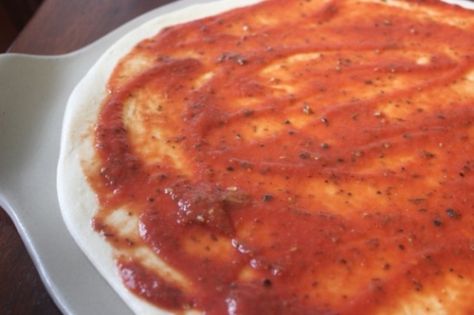 Pizza Hut Sauce Recipe, Pizza Hut Pizza Sauce, Pizza Hut Recipe, Copycat Pizza Hut, Pizza Hut Pizza, Spinach Pizza, Pizza Sauce Recipe, Pizza Sauce Homemade, Pizza Hut