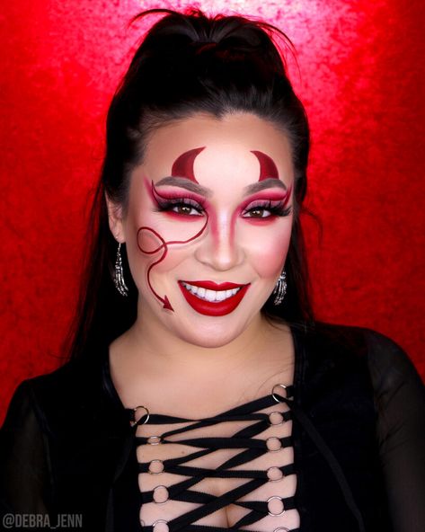 Devil Horn Makeup, Glam Devil Makeup, Devil Glam Makeup, Cute Devil Makeup Halloween, Maquillage Halloween Demon, Devil Makeup Simple, Kids Devil Makeup, Makeup Diable, Devil Makeup Halloween Easy