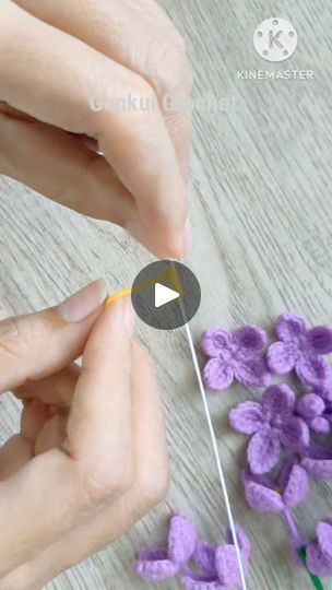 Crochet Lilac Flower, Crochet Lilac, Crochet Step By Step, Lilac Flowers, Crochet Tutorial, Crochet Flowers, Video Tutorial, Lilac, Step By Step